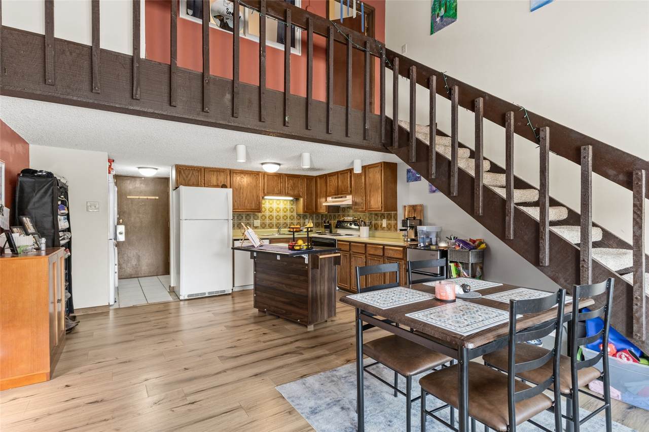 465 Tamarack Drive - Photo 1