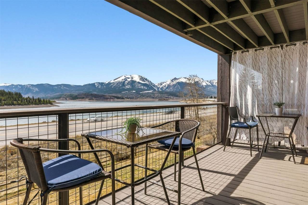 72 Corinthian Circle - Photo 1
