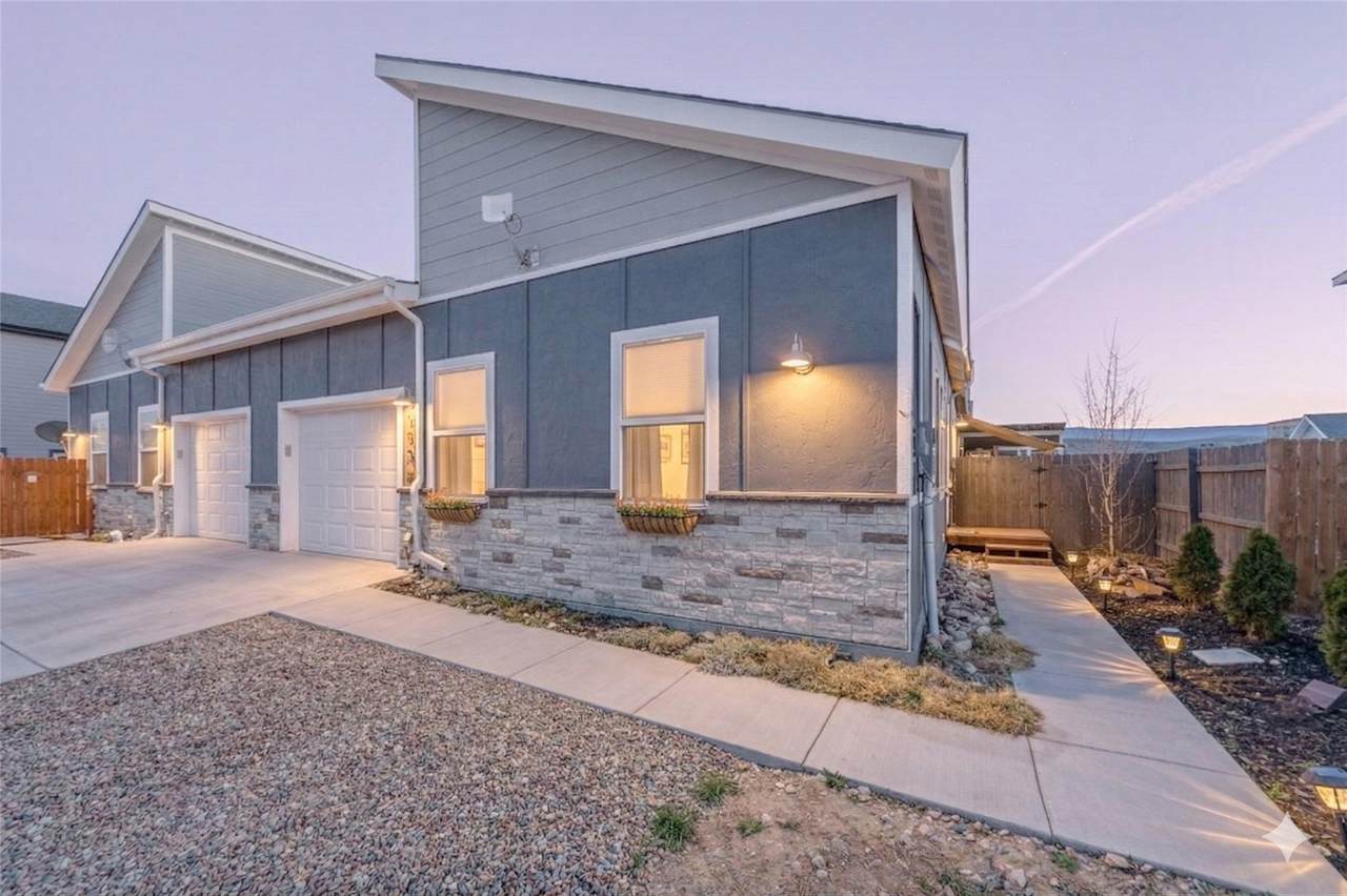 503 12th #B Street - Photo 1