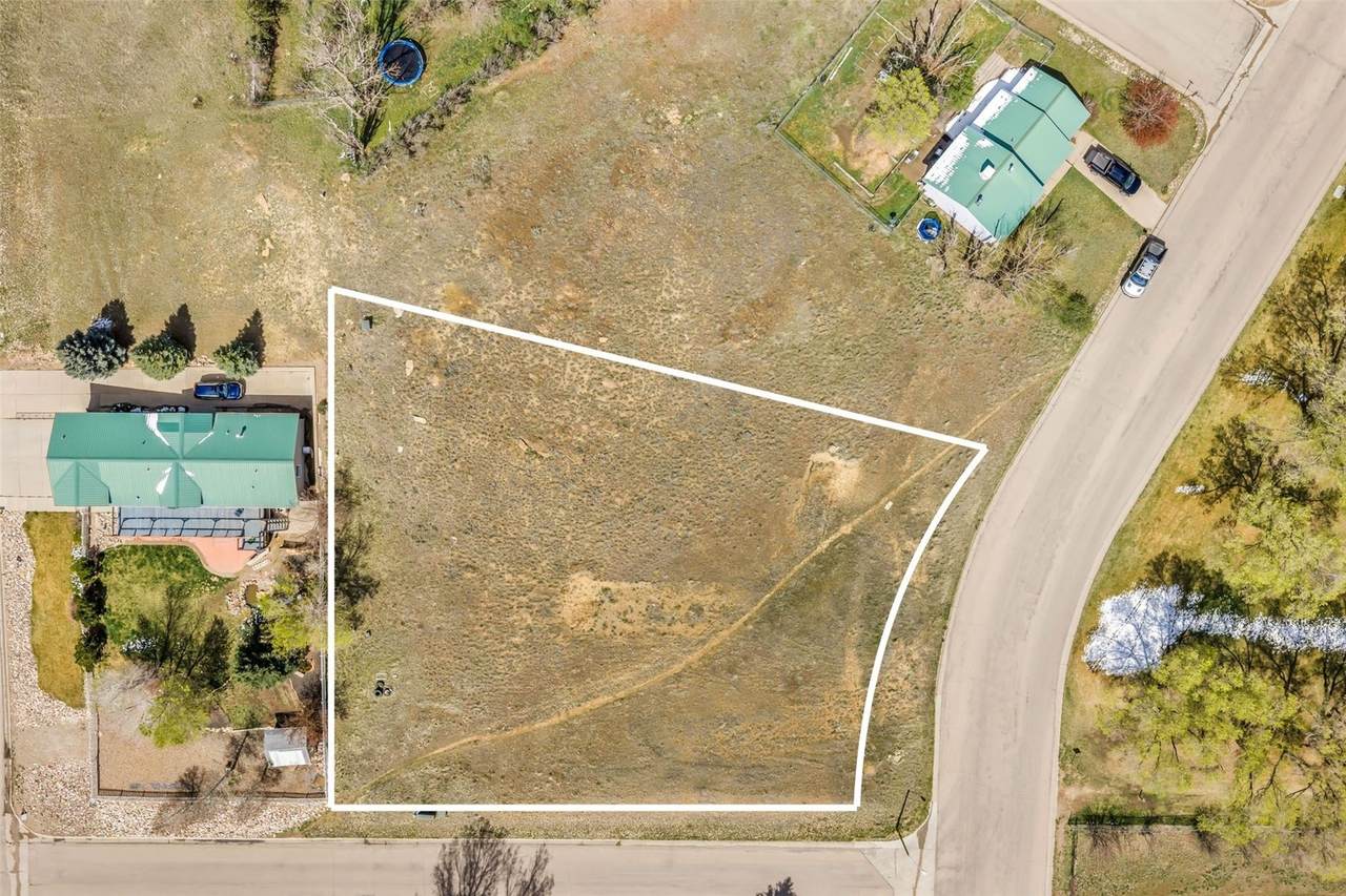 702 Ashley Road - Photo 1