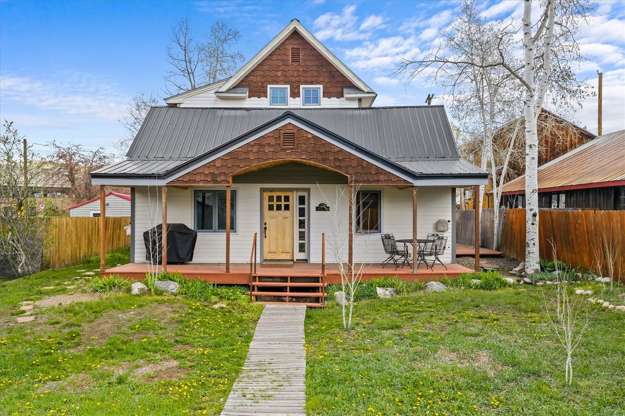 244 Missouri Avenue - Photo 1