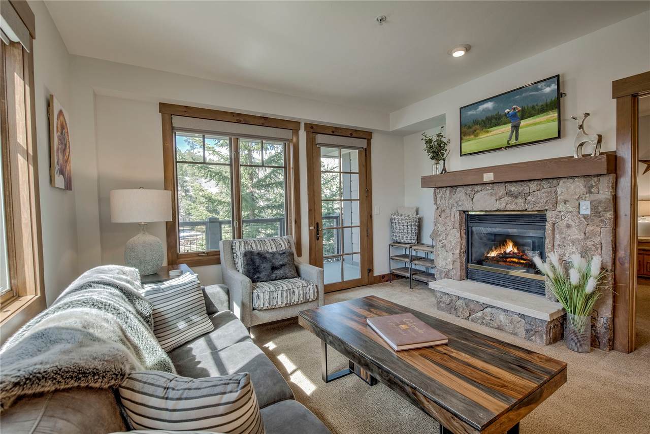 50 Mountain Thunder Drive - Photo 1