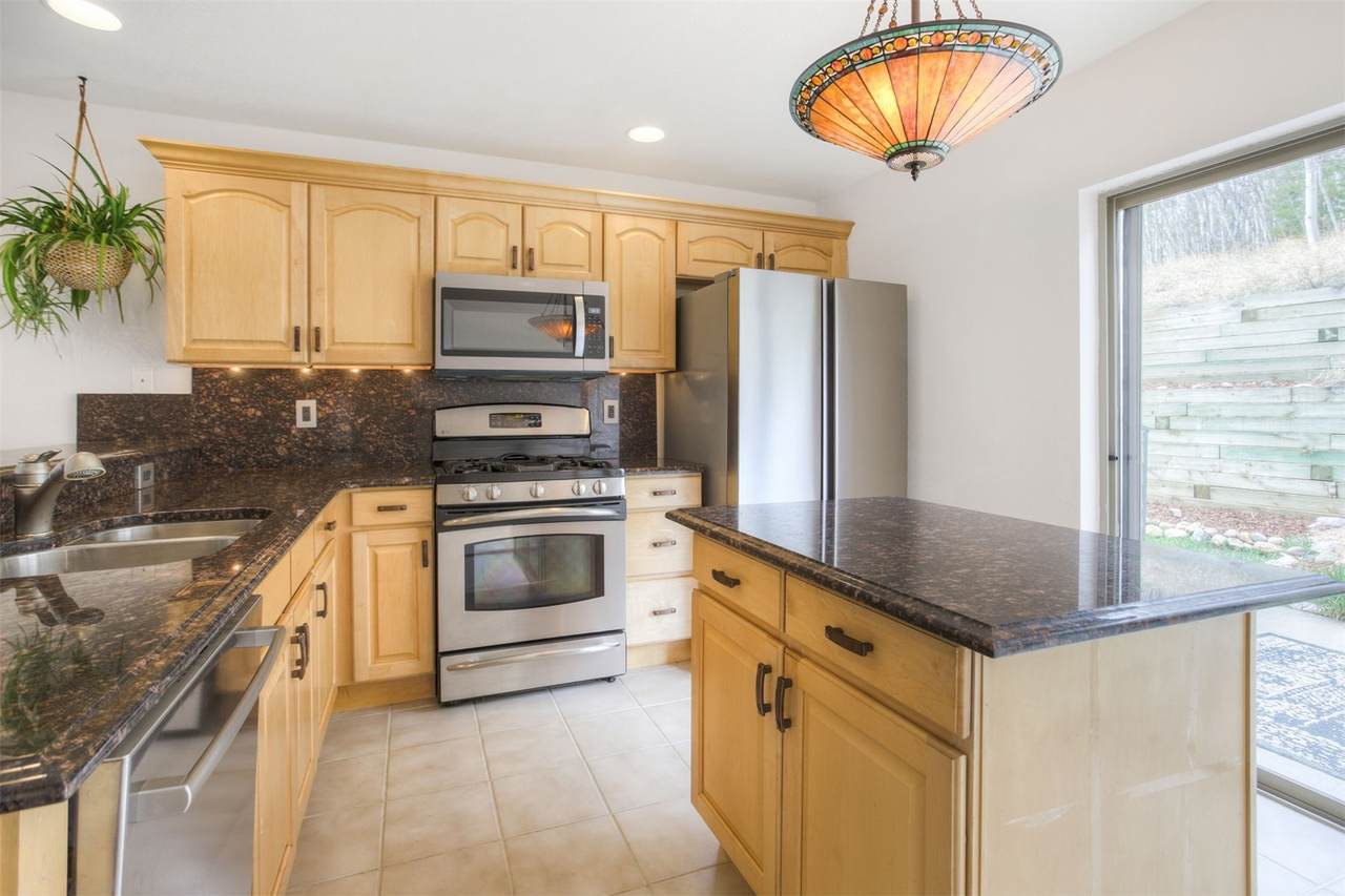 255 Kestrel Lane - Photo 1