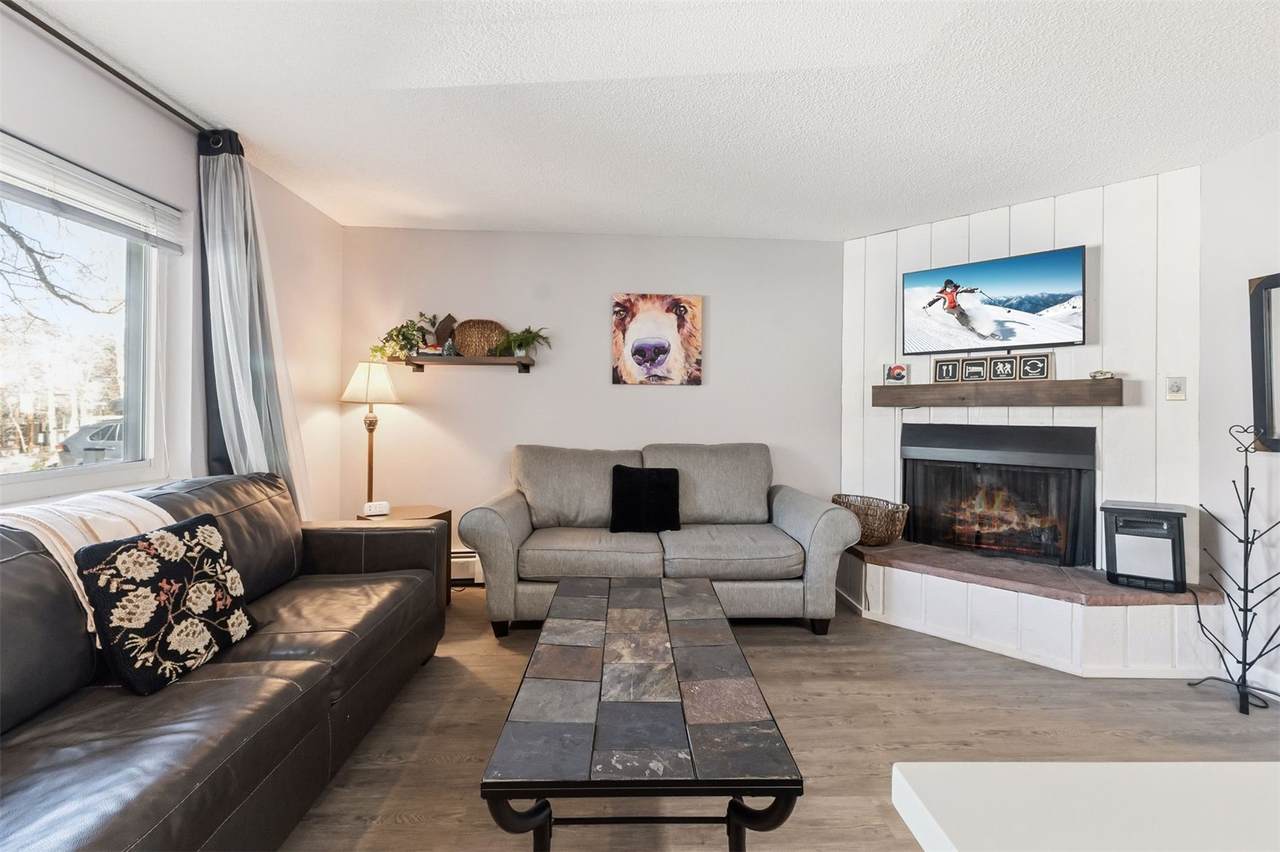 412 Main Street - Photo 1