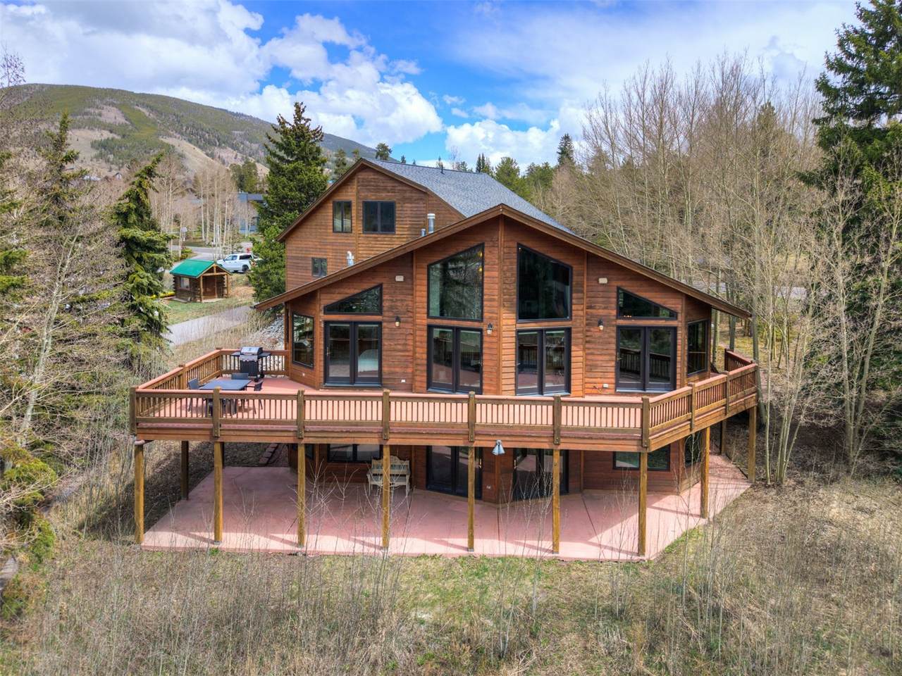 324 Buffalo Street - Photo 1