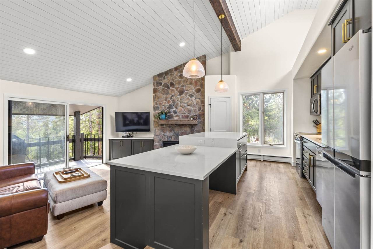 1127 Ski Hill Road - Photo 1