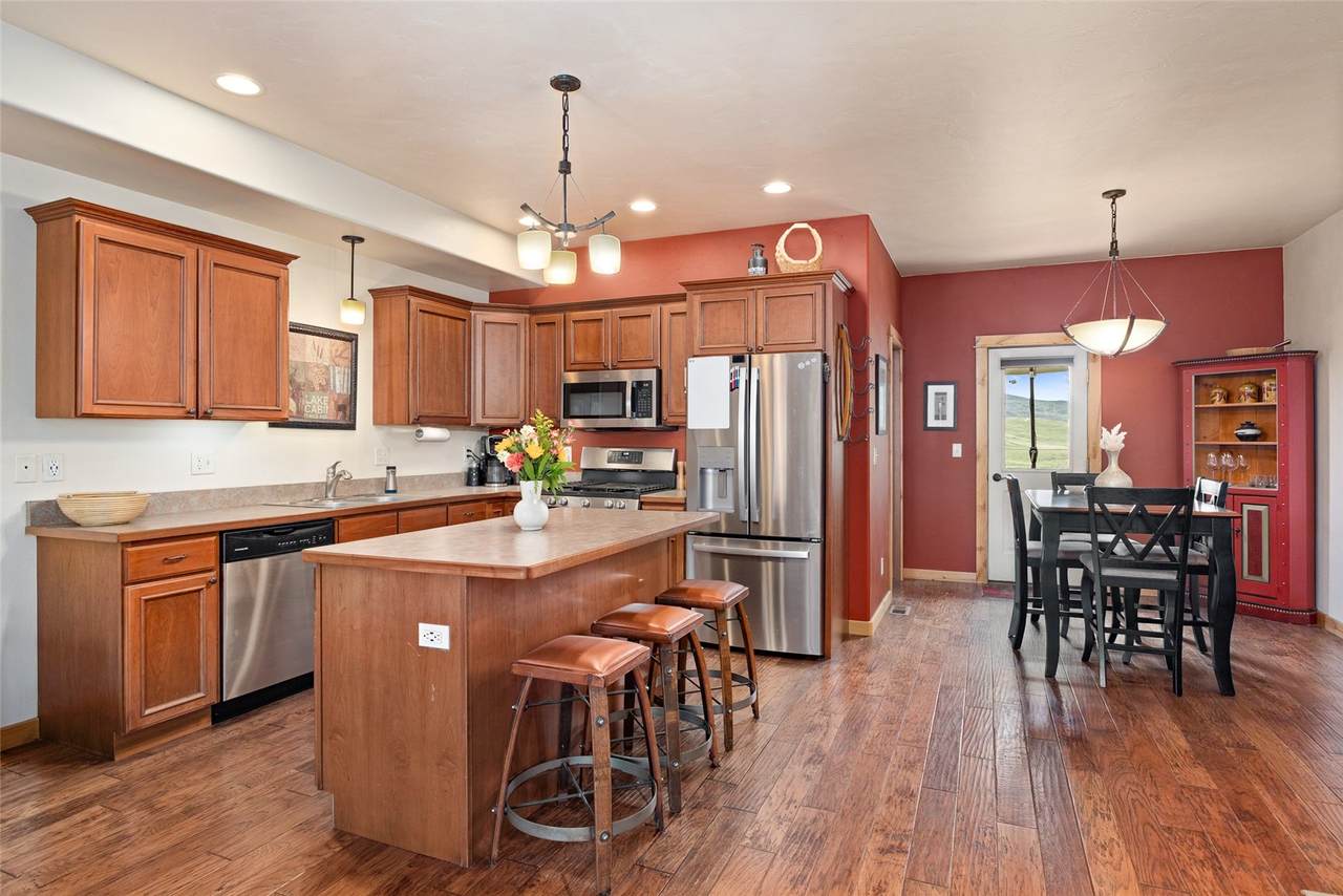 2339 Abbey Court - Photo 1