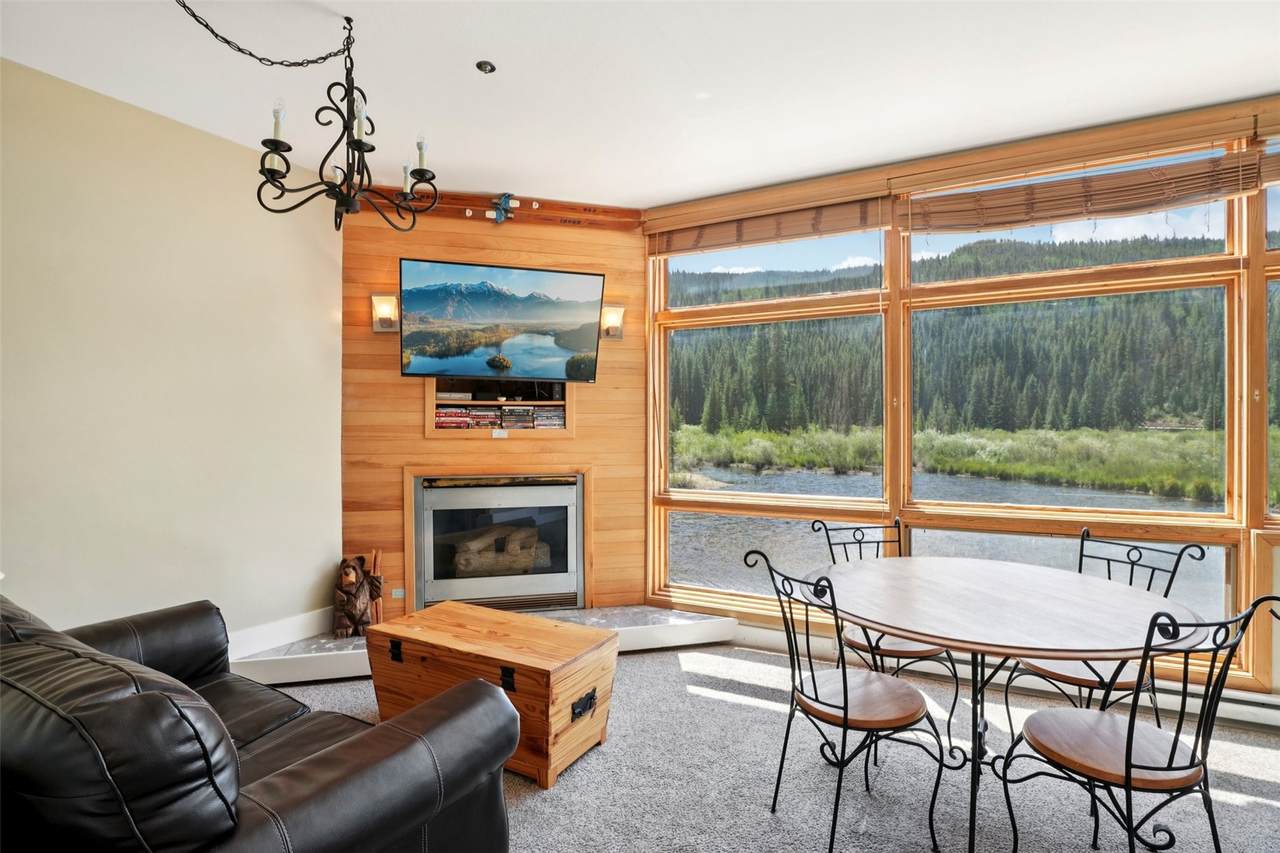 https://bt-photos.global.ssl.fastly.net/summit/orig_boomver_1_S1068780-2.jpg