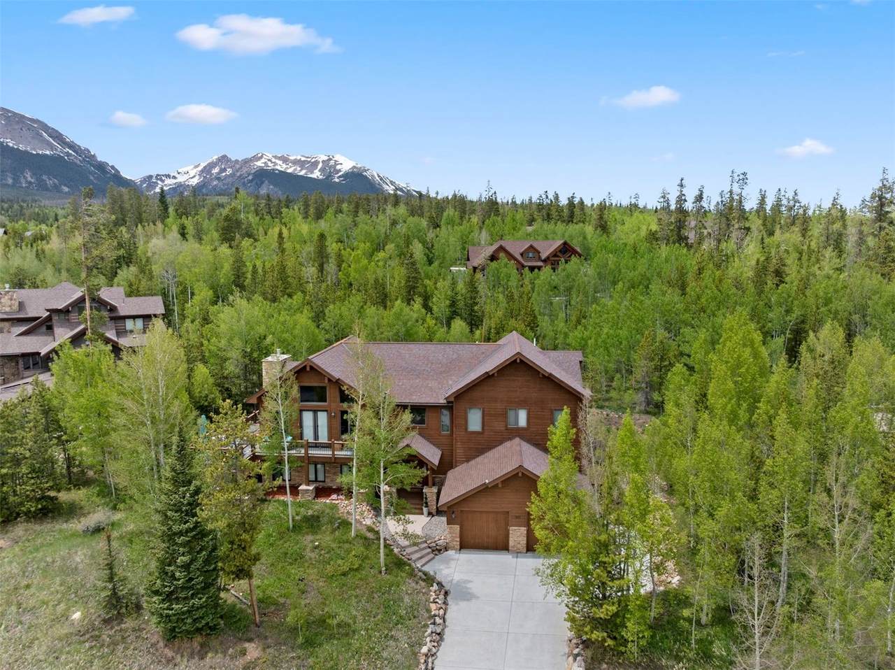 221 Kings Court - Photo 1