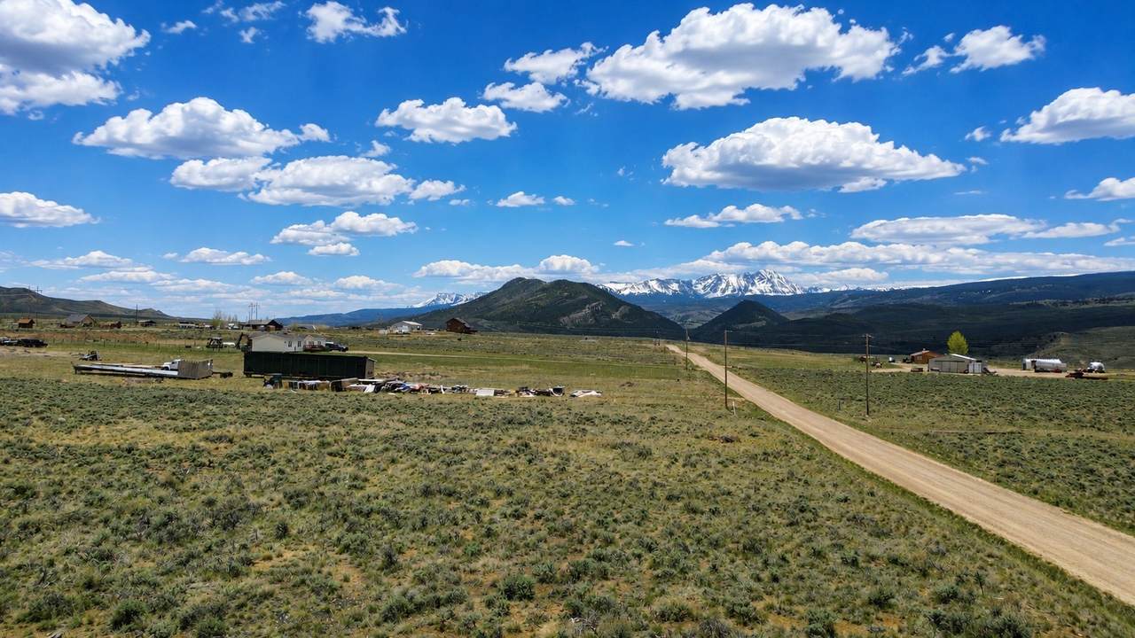 504 County Road 1001 - Photo 1