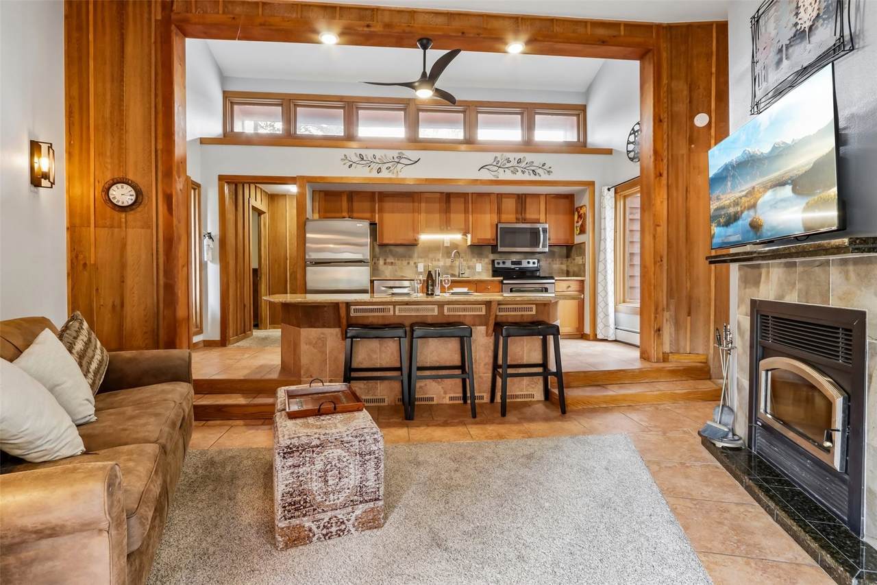 1080 Ski Hill Road - Photo 1