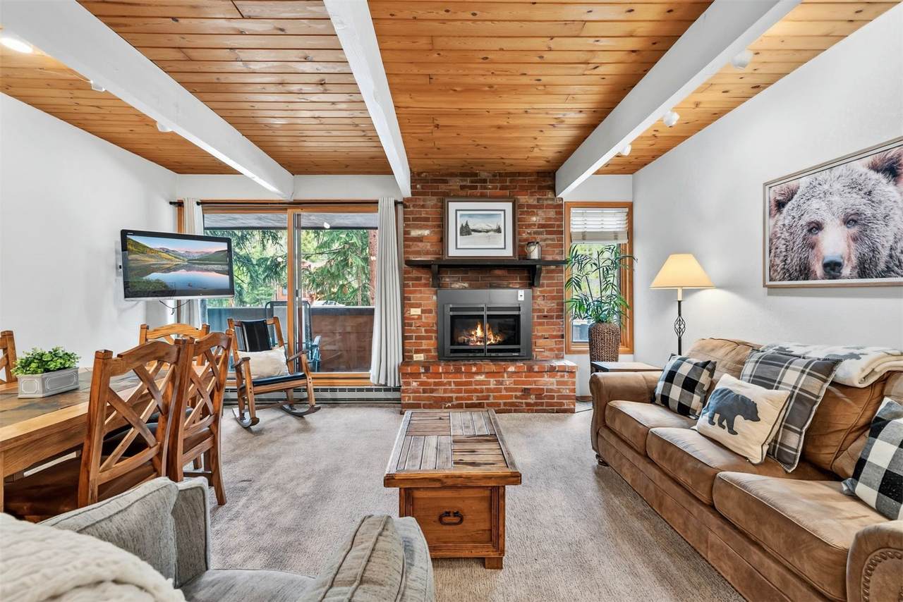 800 Columbine Road - Photo 1