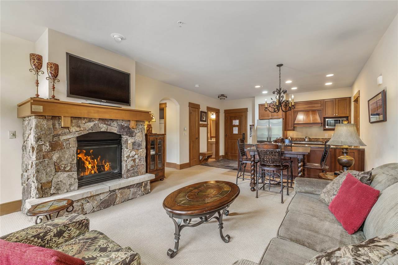 280 Trailhead Drive - Photo 1