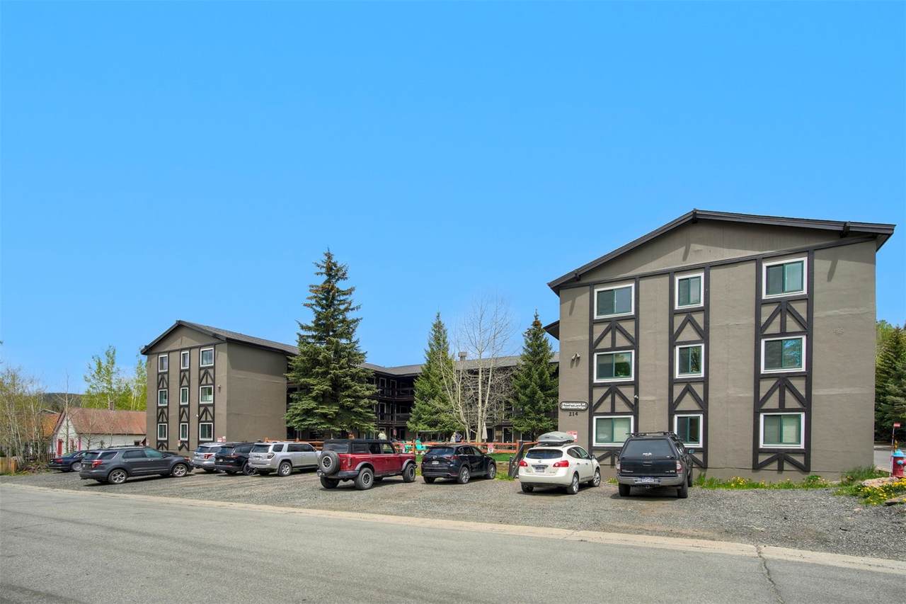 214 Harris Street - Photo 1