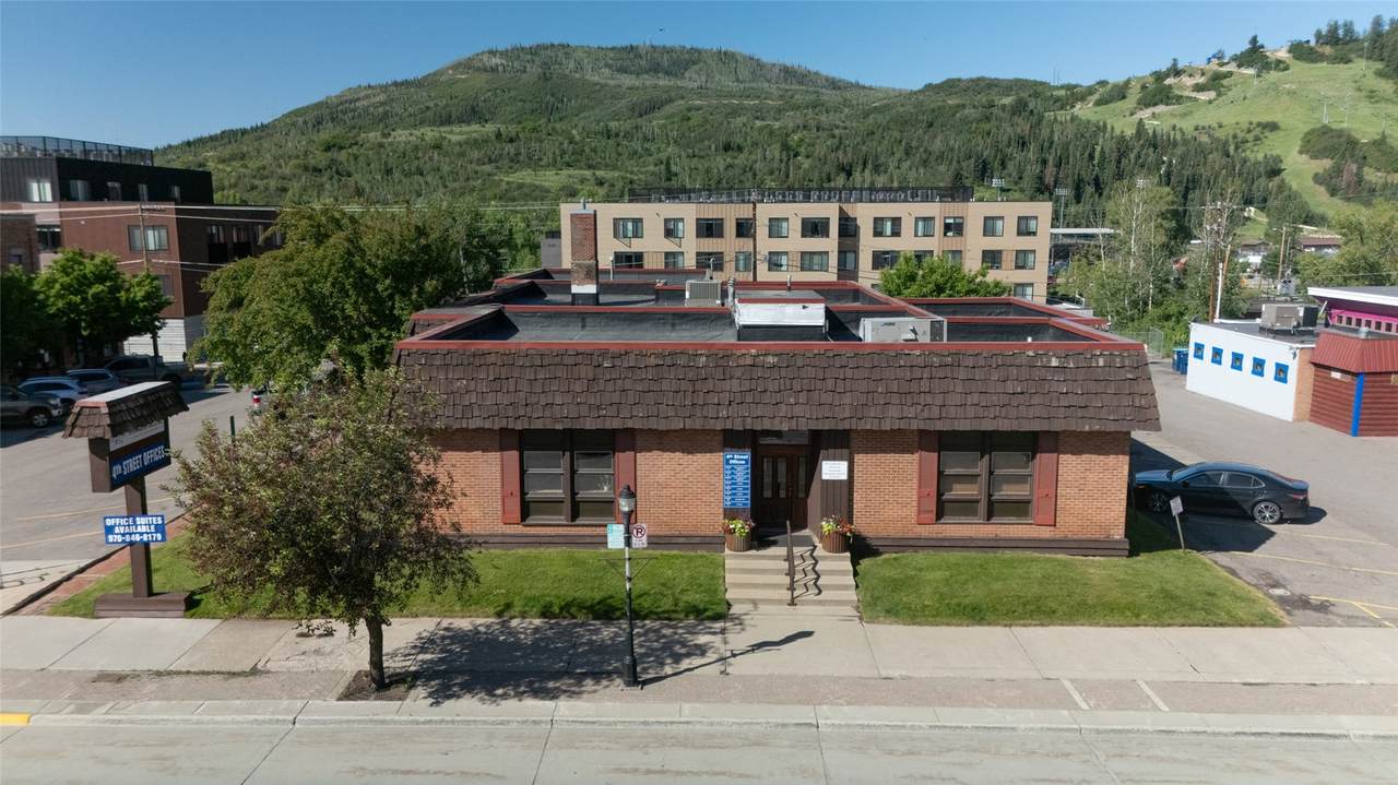 401 Lincoln Avenue - Photo 1