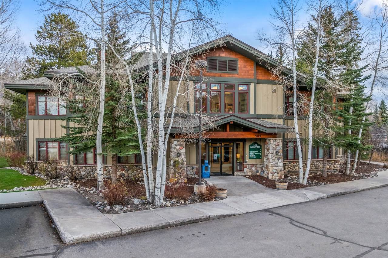 505 Anglers Drive - Photo 1