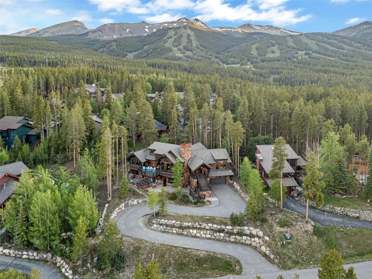 https://bt-photos.global.ssl.fastly.net/summit/1280_boomver_1_S1069725-2.jpg