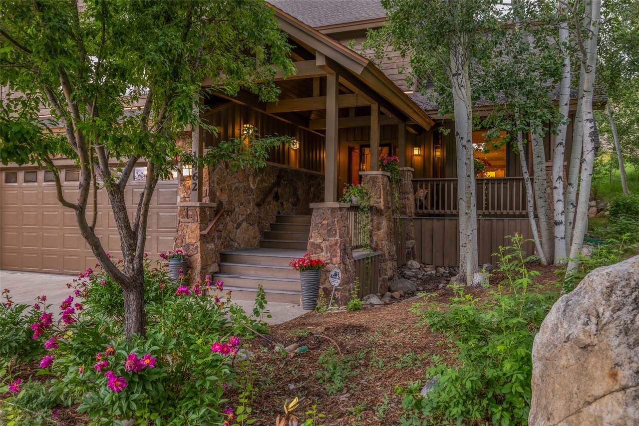 1462 Clubhouse Drive - Photo 1
