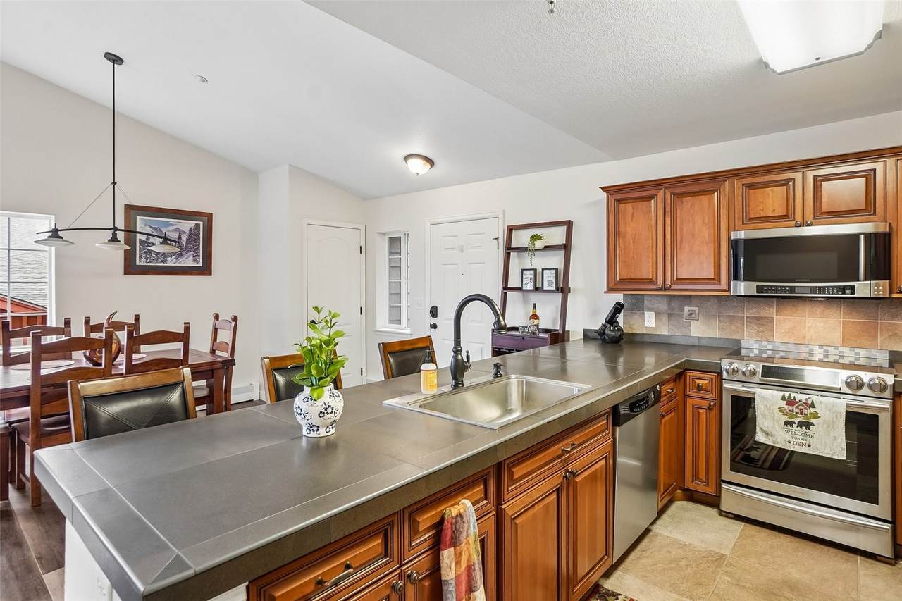 163 Pelican Circle - Photo 1