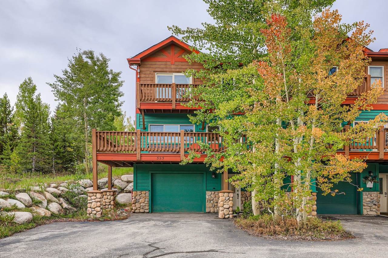 323 Twenty Grand Drive - Photo 1