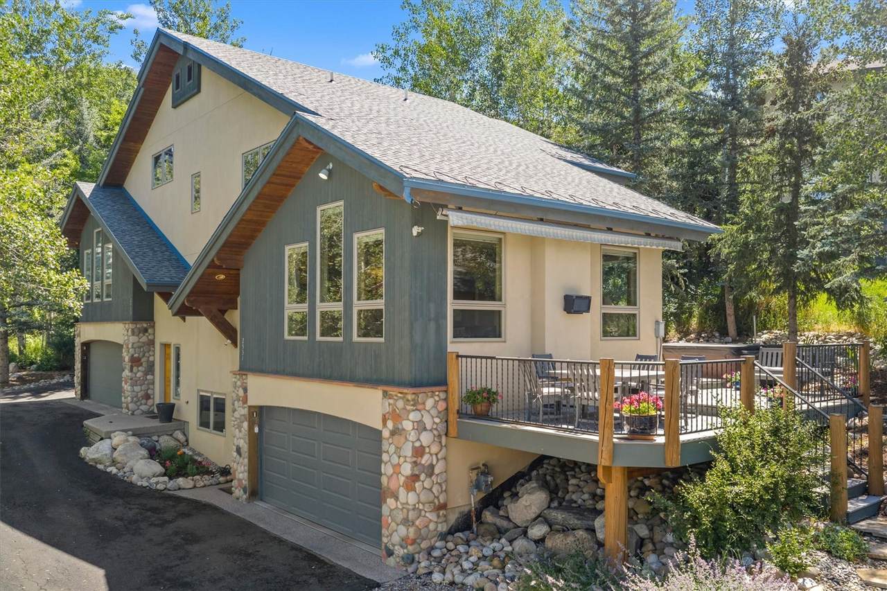 2531 Longthong Road - Photo 1