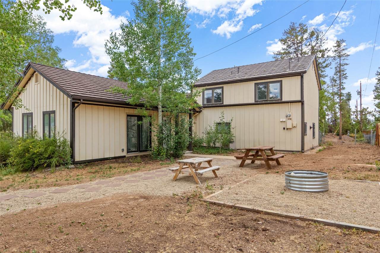 319 Mountain View Drive - Photo 1