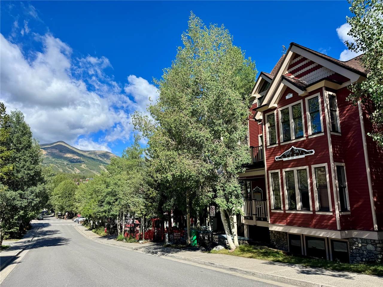 160 Adams Avenue - Photo 1