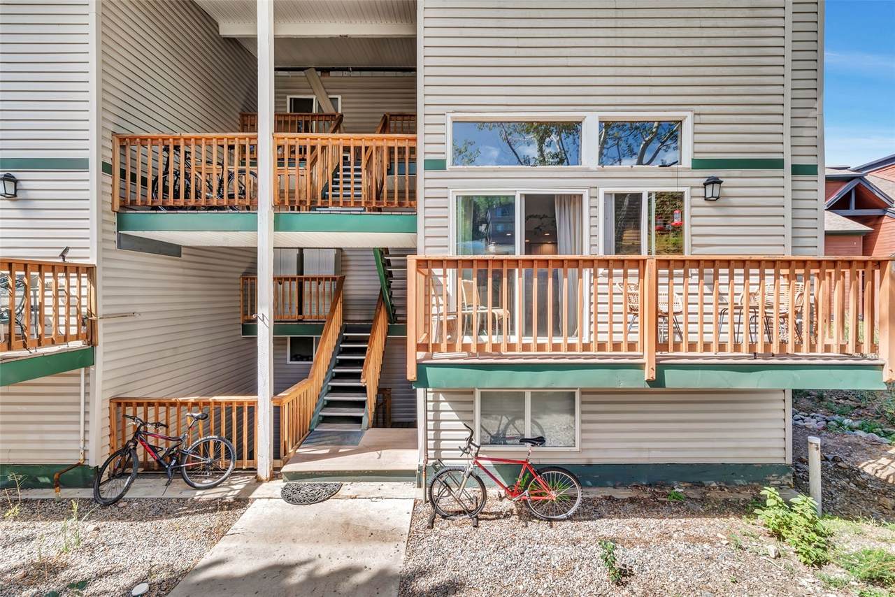 3025 Columbine Drive - Photo 1