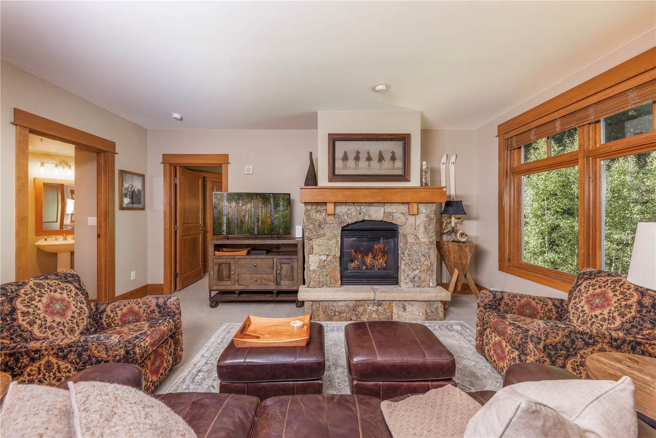 280 Trailhead Drive - Photo 1