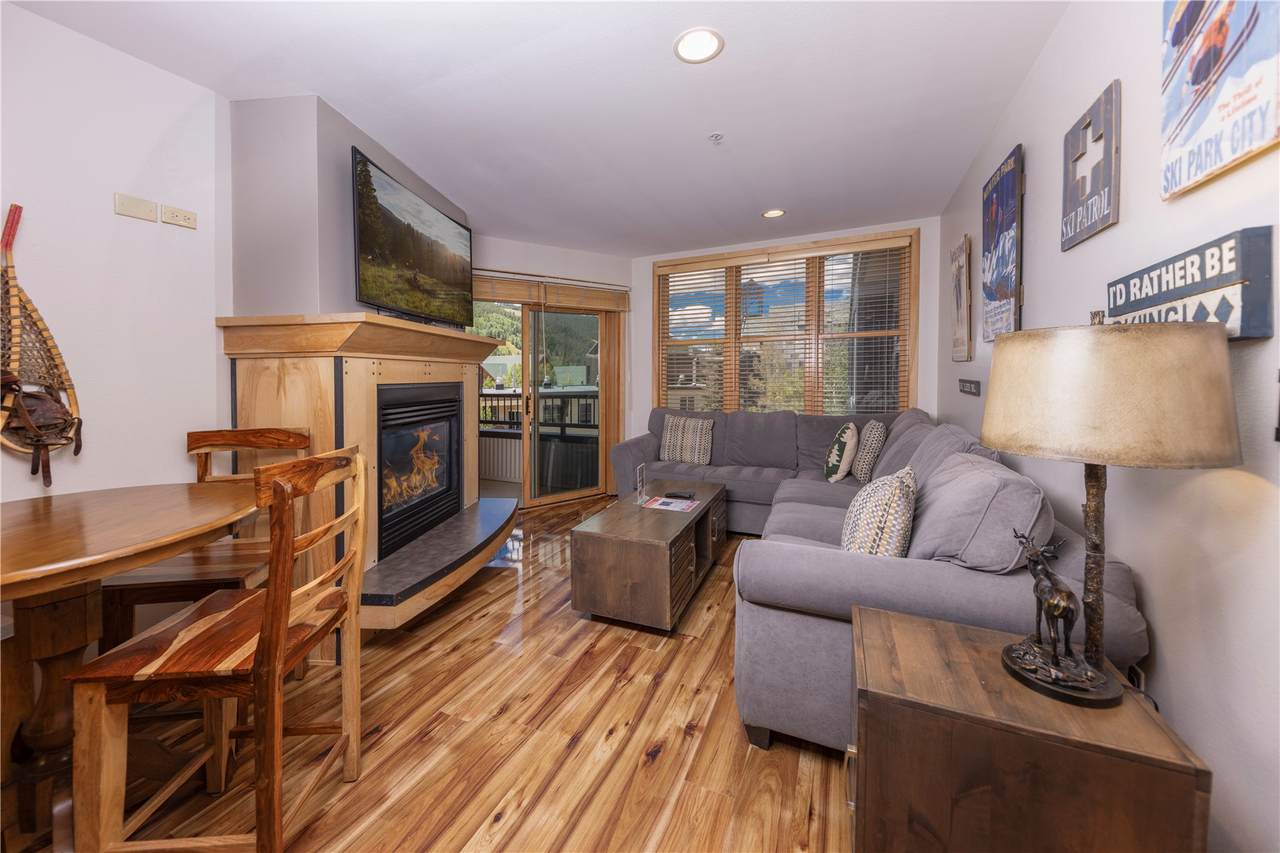 140 Ida Belle Drive - Photo 1