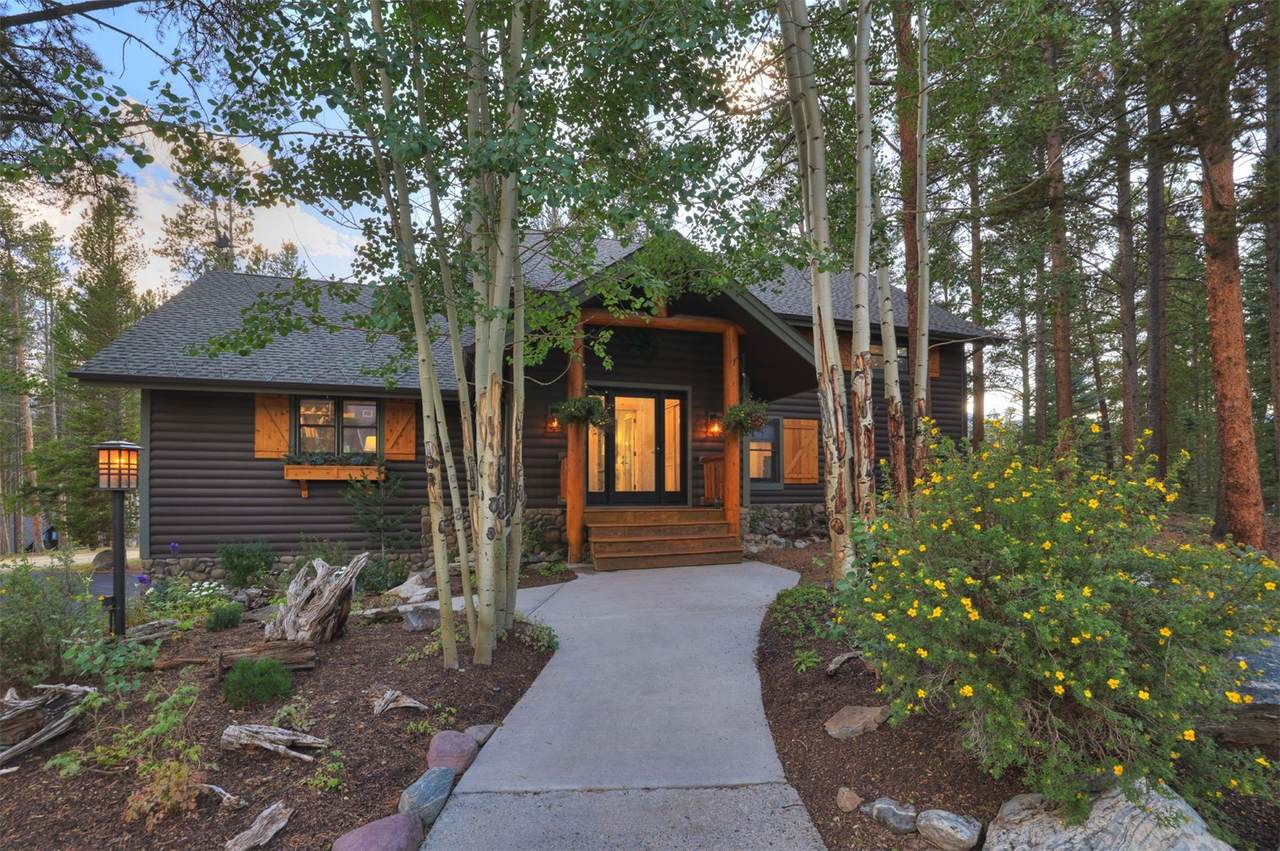 9 Burntwood Lane - Photo 1