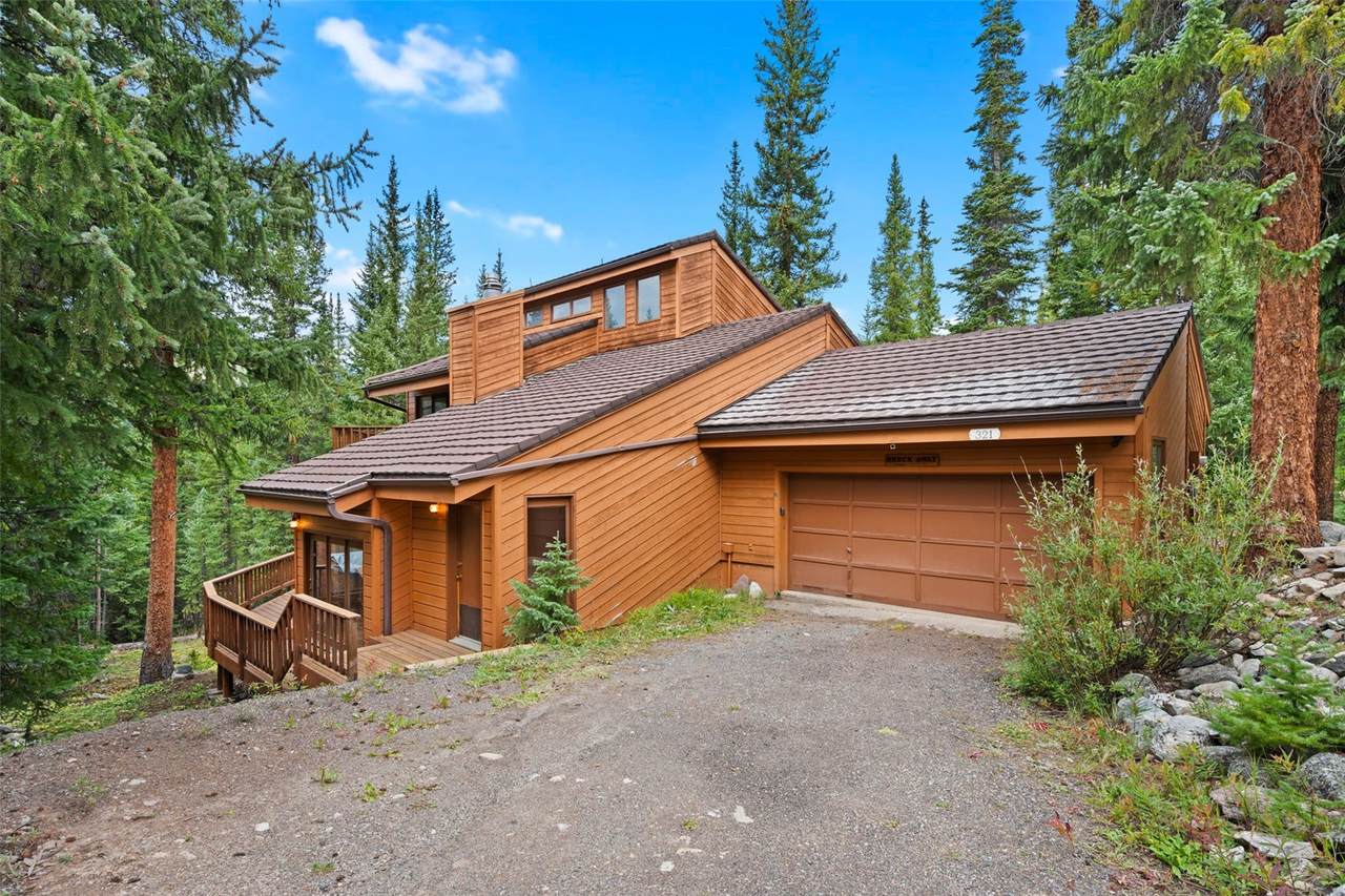 321 Doris Drive - Photo 1