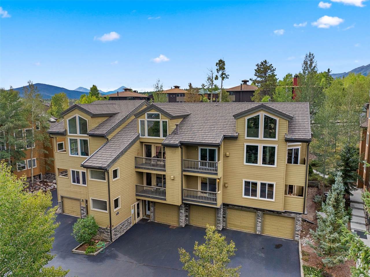 4020 Silverheels Drive - Photo 1
