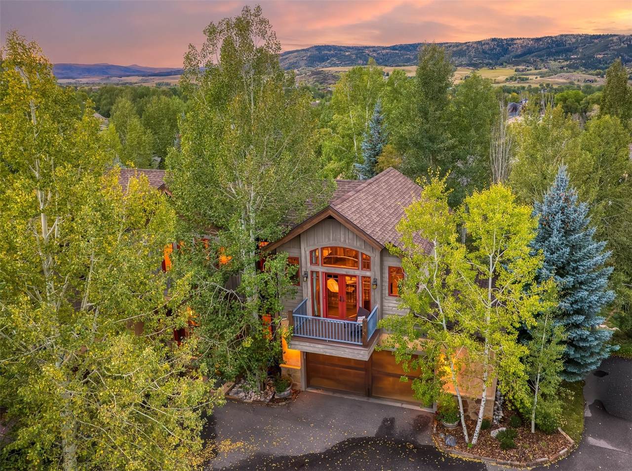 3251 Snowflake Circle - Photo 1