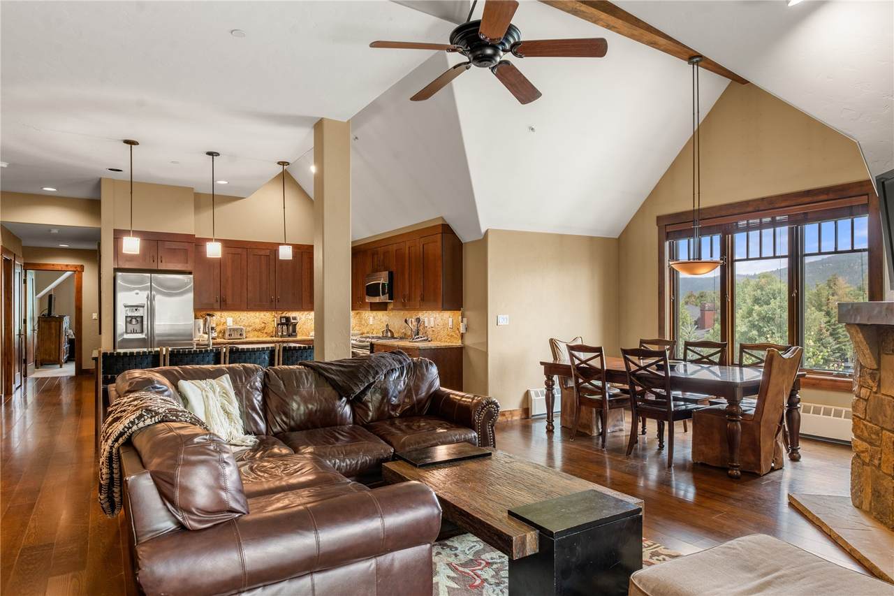 600 Columbine Road - Photo 1