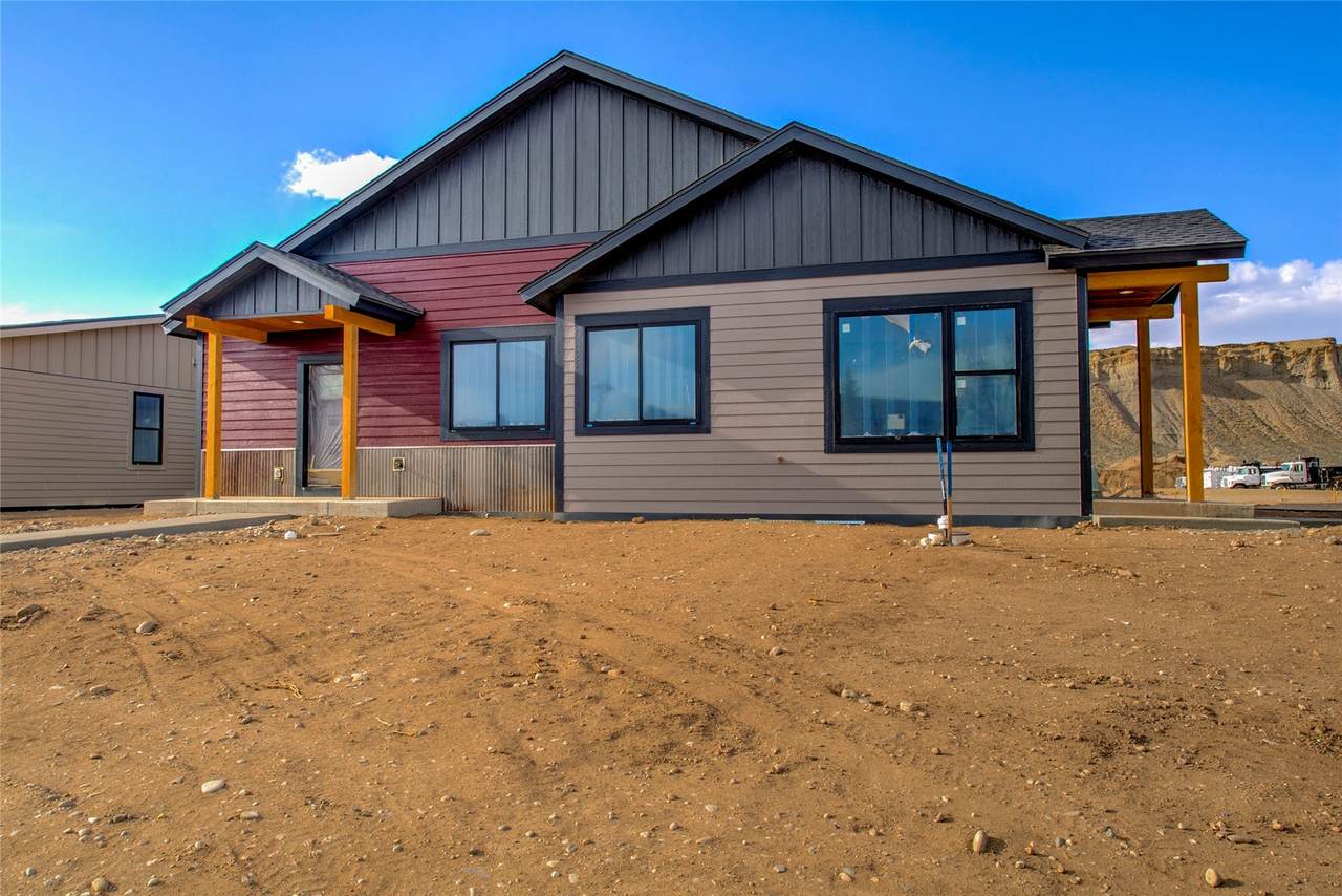 323 Kinsey Avenue - Photo 1