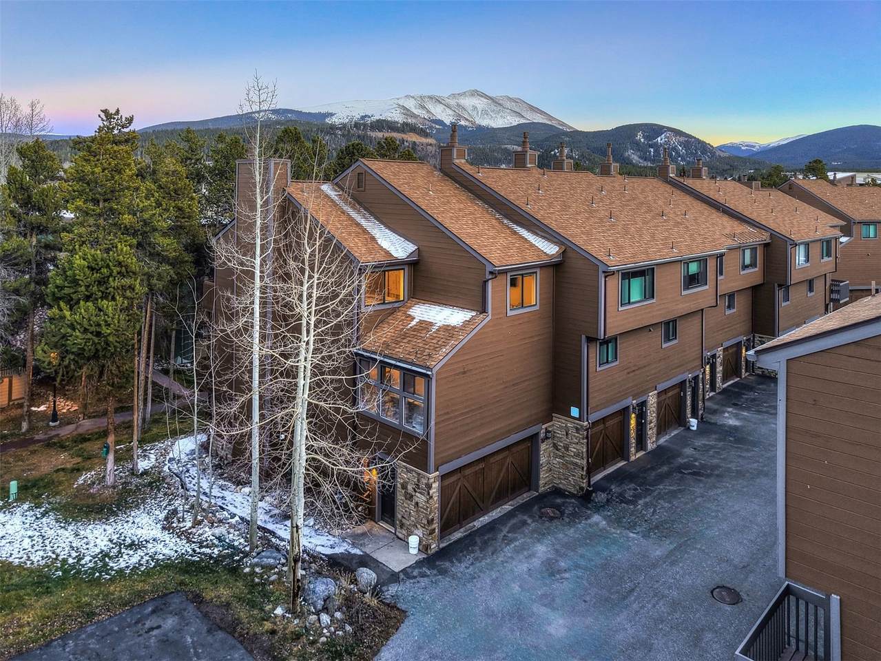 270 Primrose Path - Photo 1