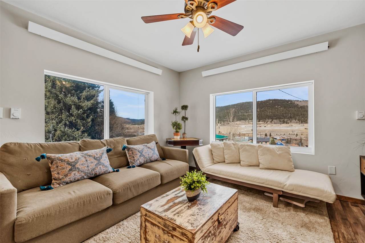 71 Aspen Way - Photo 1