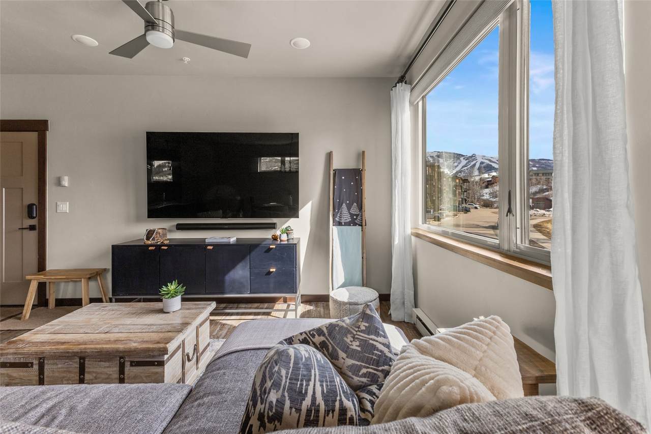 310 Fox Springs Circle - Photo 1