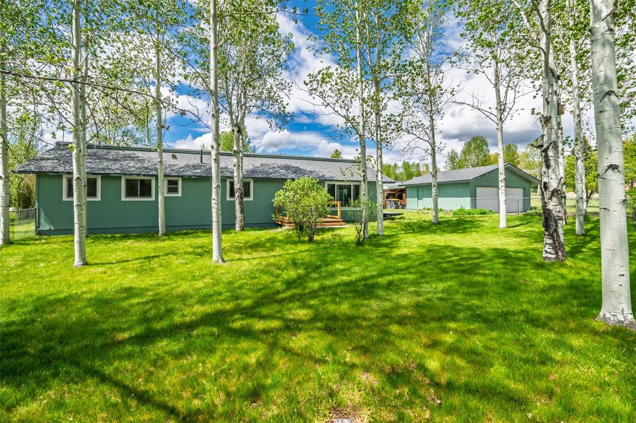 40570 Steamboat Drive - Photo 1