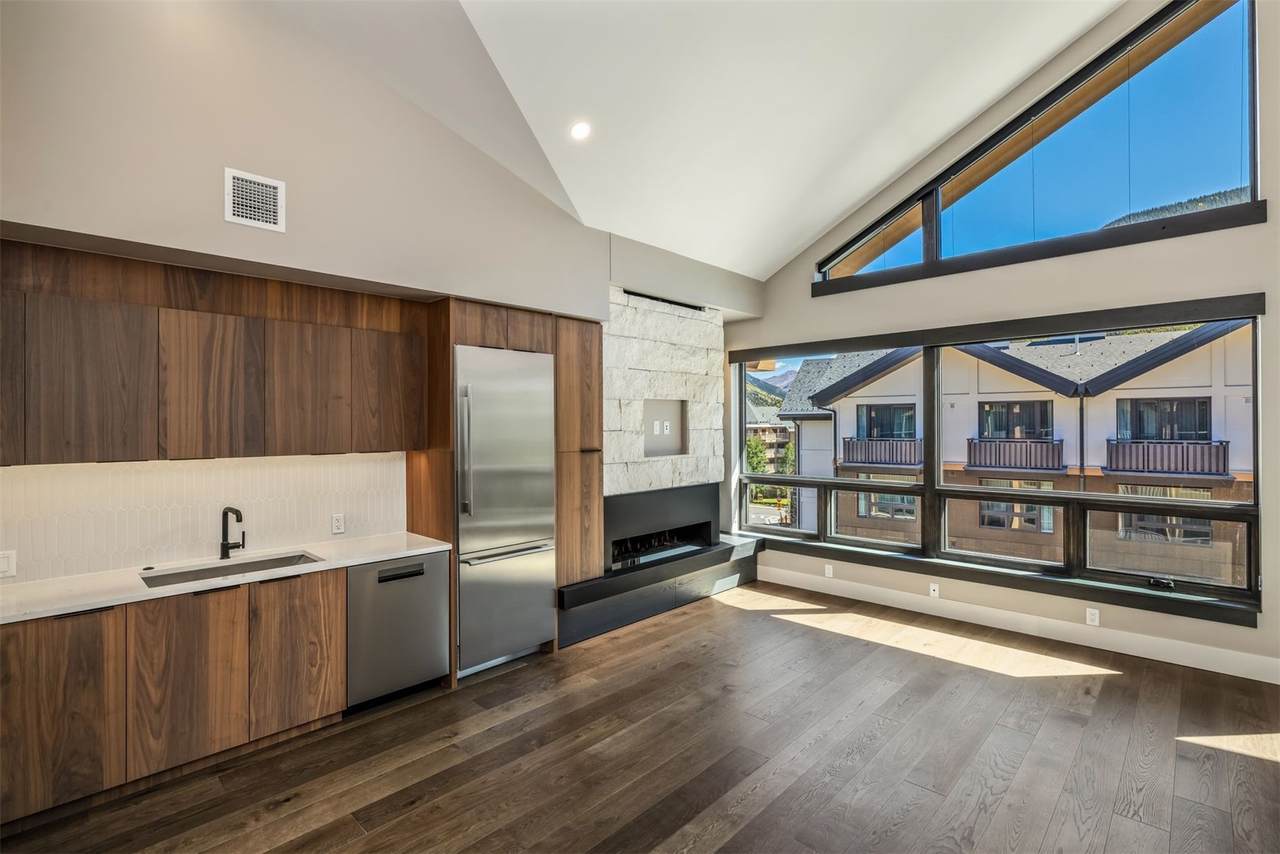 75 Hunki Dori Court - Photo 1