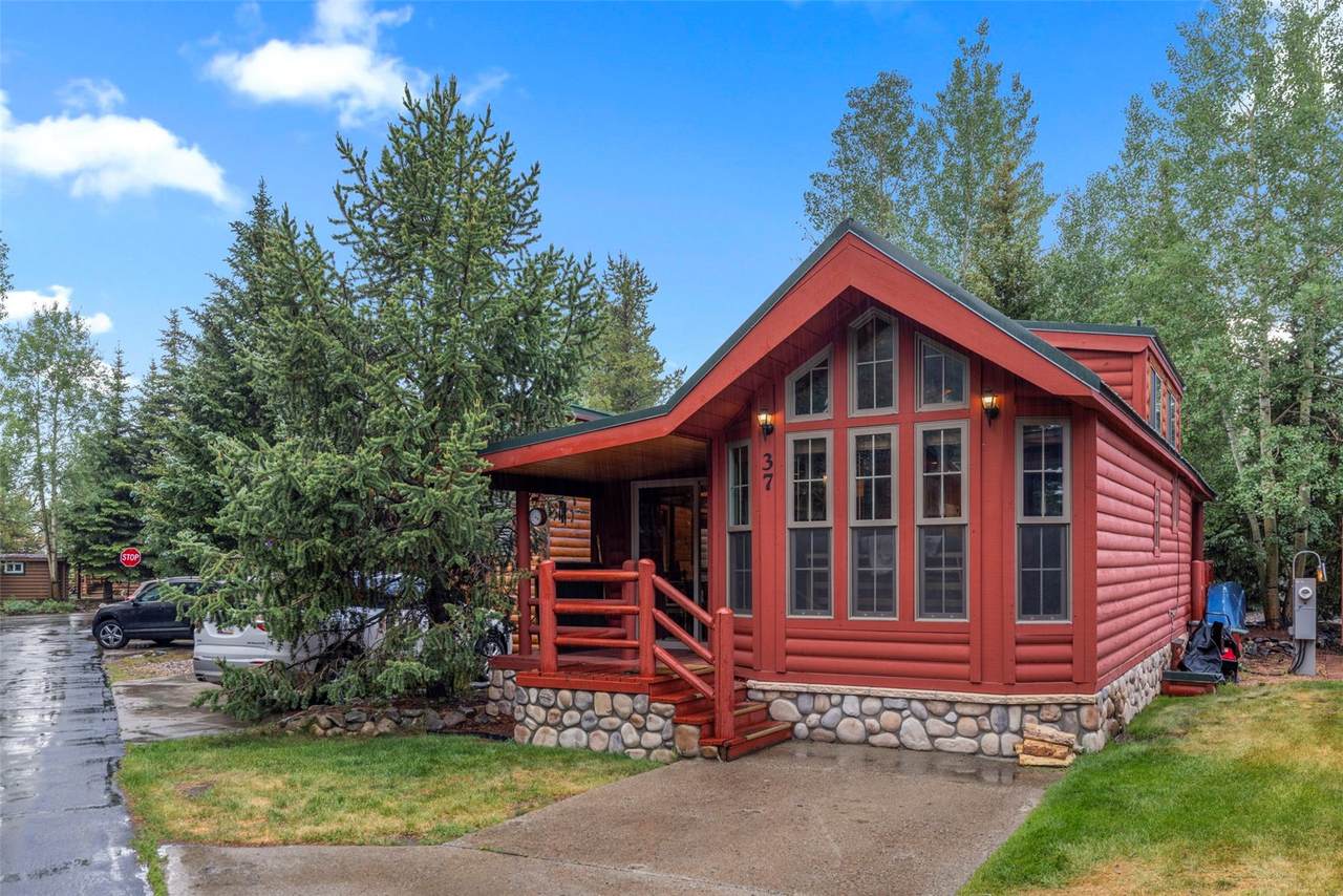 85 Revett Drive - Photo 1