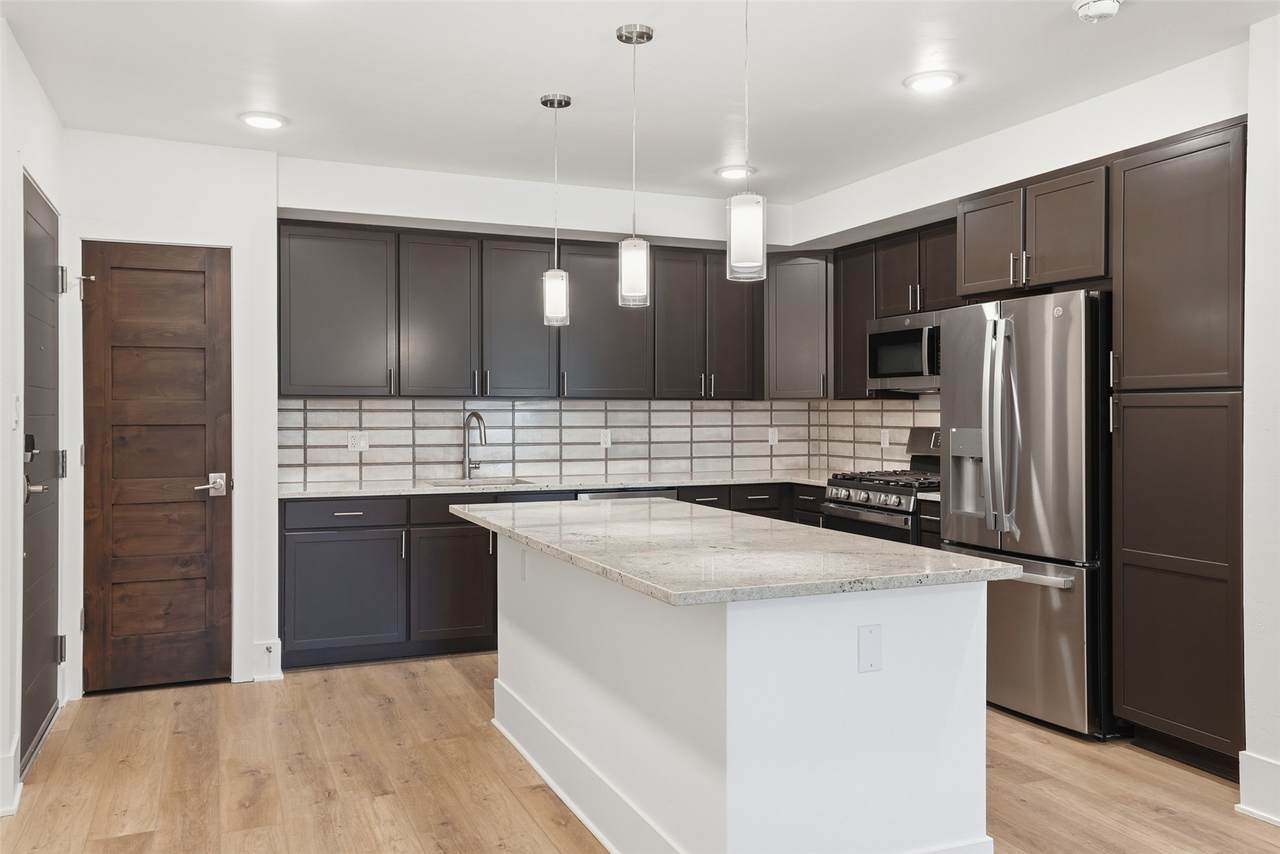 1044 Blue River Parkway - Photo 1