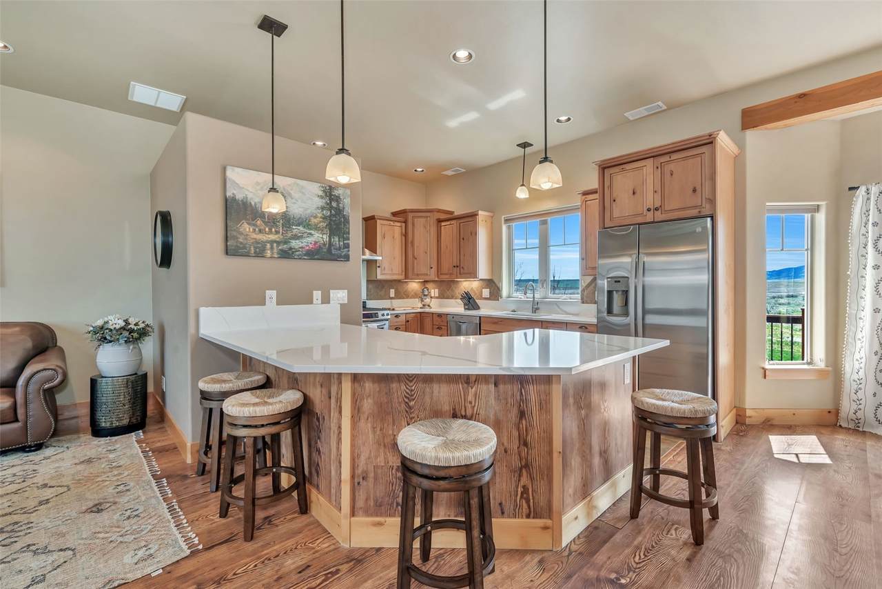 938 Dry Creek South Road - Photo 1
