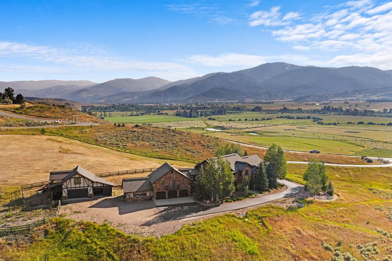 30855 Emerald Ridge - Photo 1