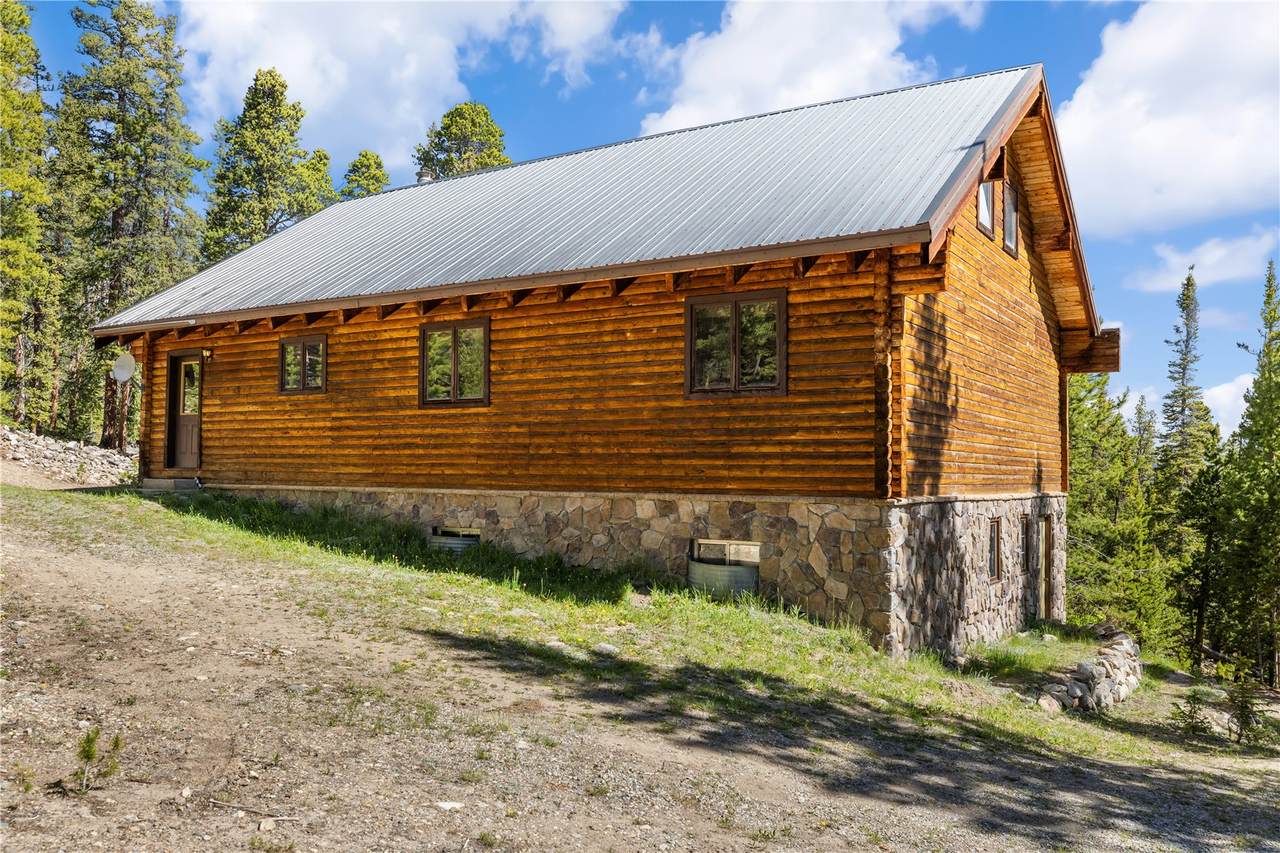 424 Dry Gulch Road - Photo 1