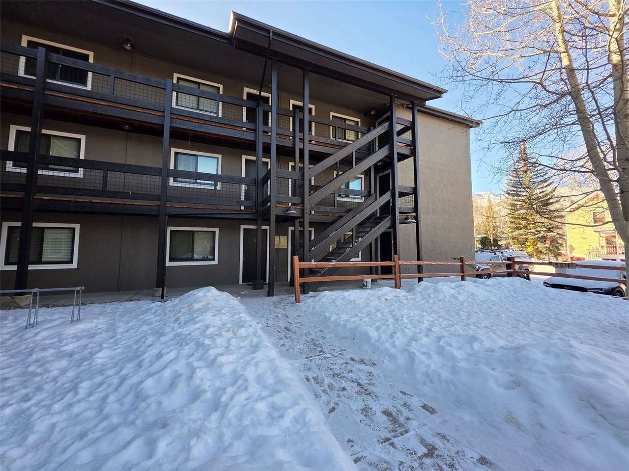 214 Harris Street - Photo 1