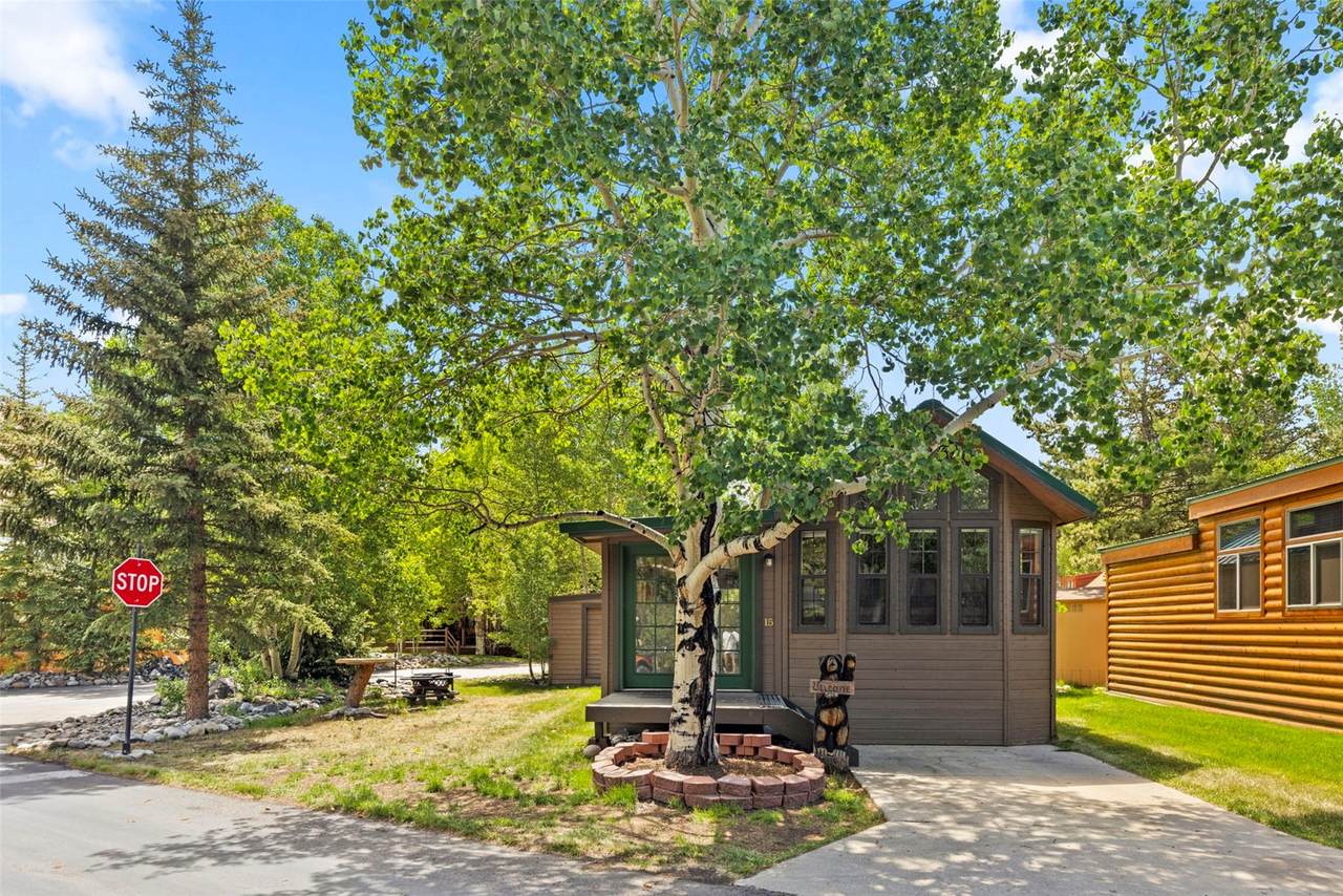 85 Revett Drive - Photo 1