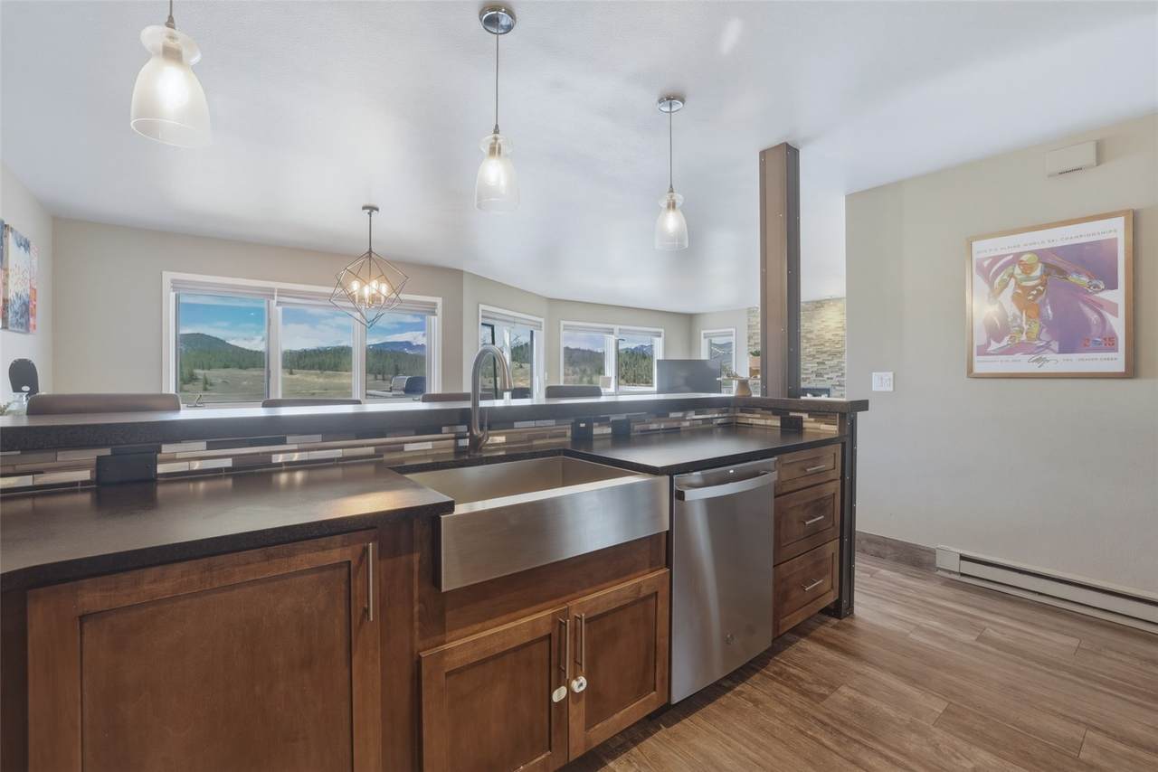 134 Ensign Drive - Photo 1