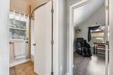 323 Oak Street - Photo 18
